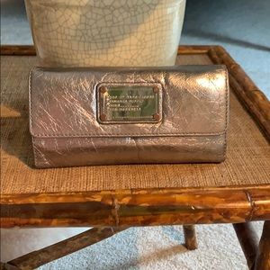 Vintage Marc Jacobs Silver tinted leather wallet